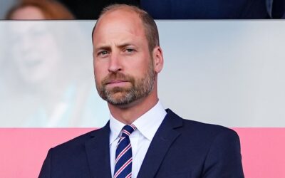 VIDEO: El Príncipe William juega en Charity Polo Match