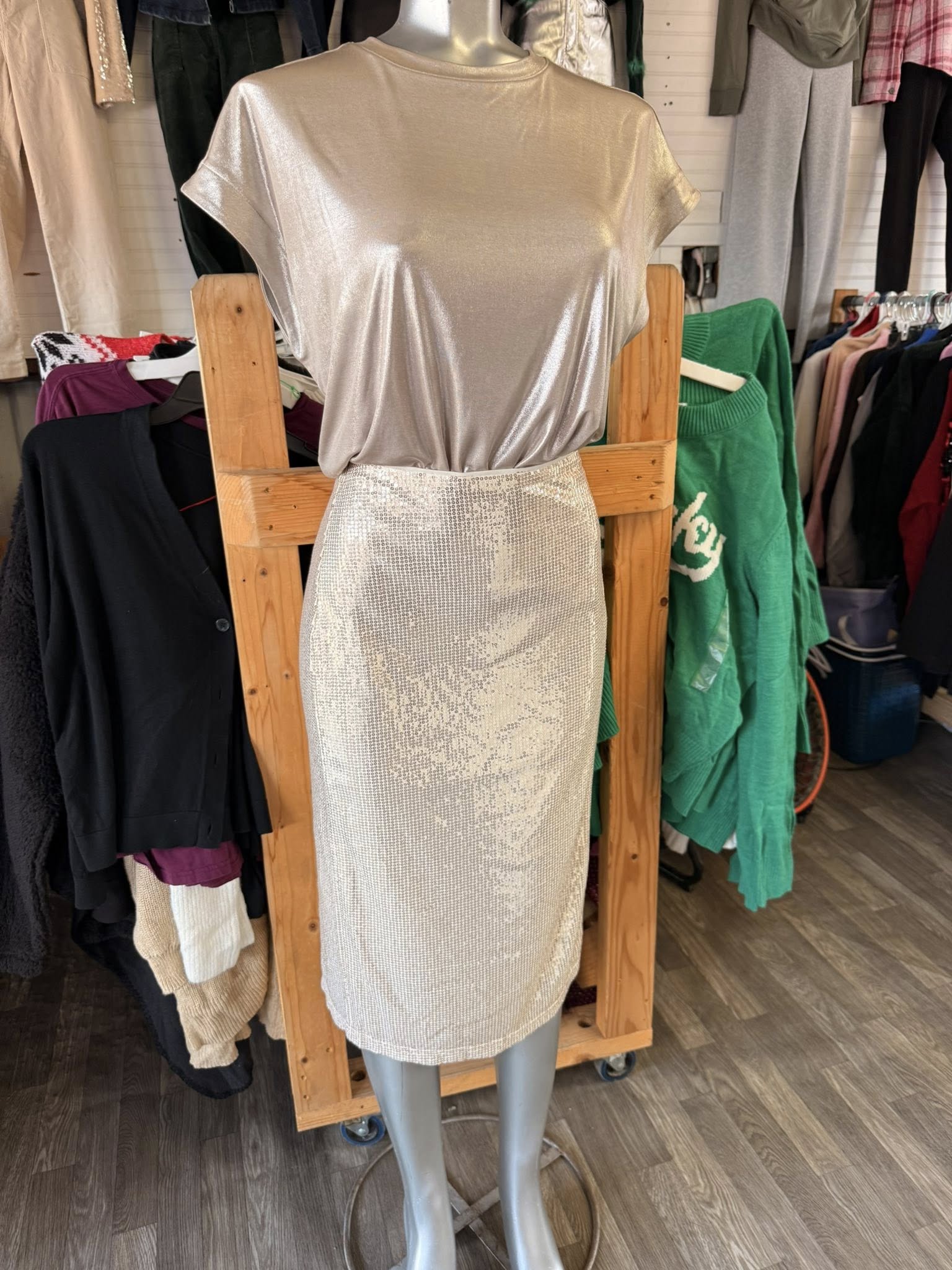 Estamos en La Gran Pulga de Hidalgo LOCAL I 20 21 22 23 de MIERCOLES A DOMINGO 8…