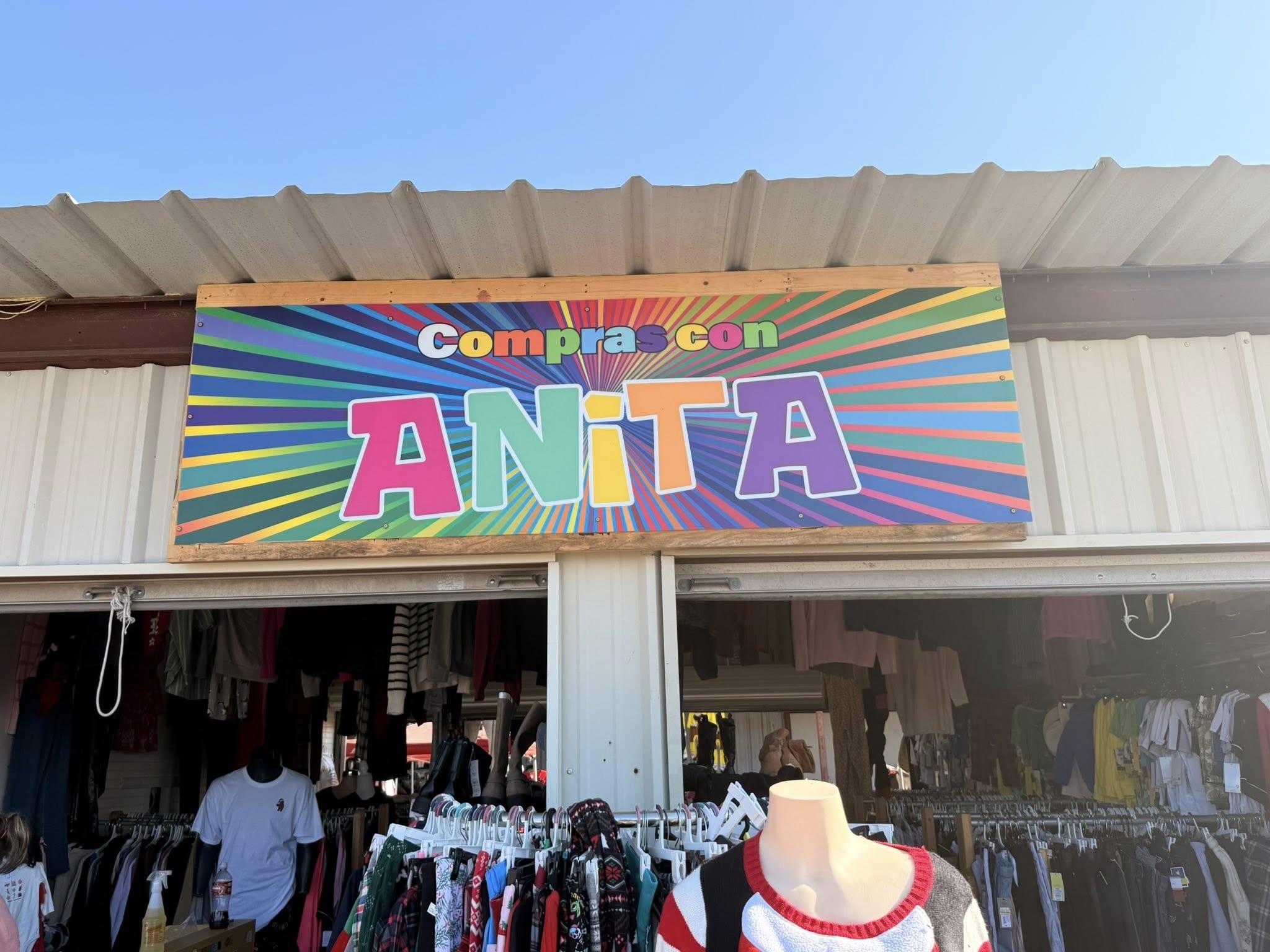 Compras Con Anita 2 Compras con Anita esta lista para mañana en La Gran Pulga de Hidalgo los esperam…