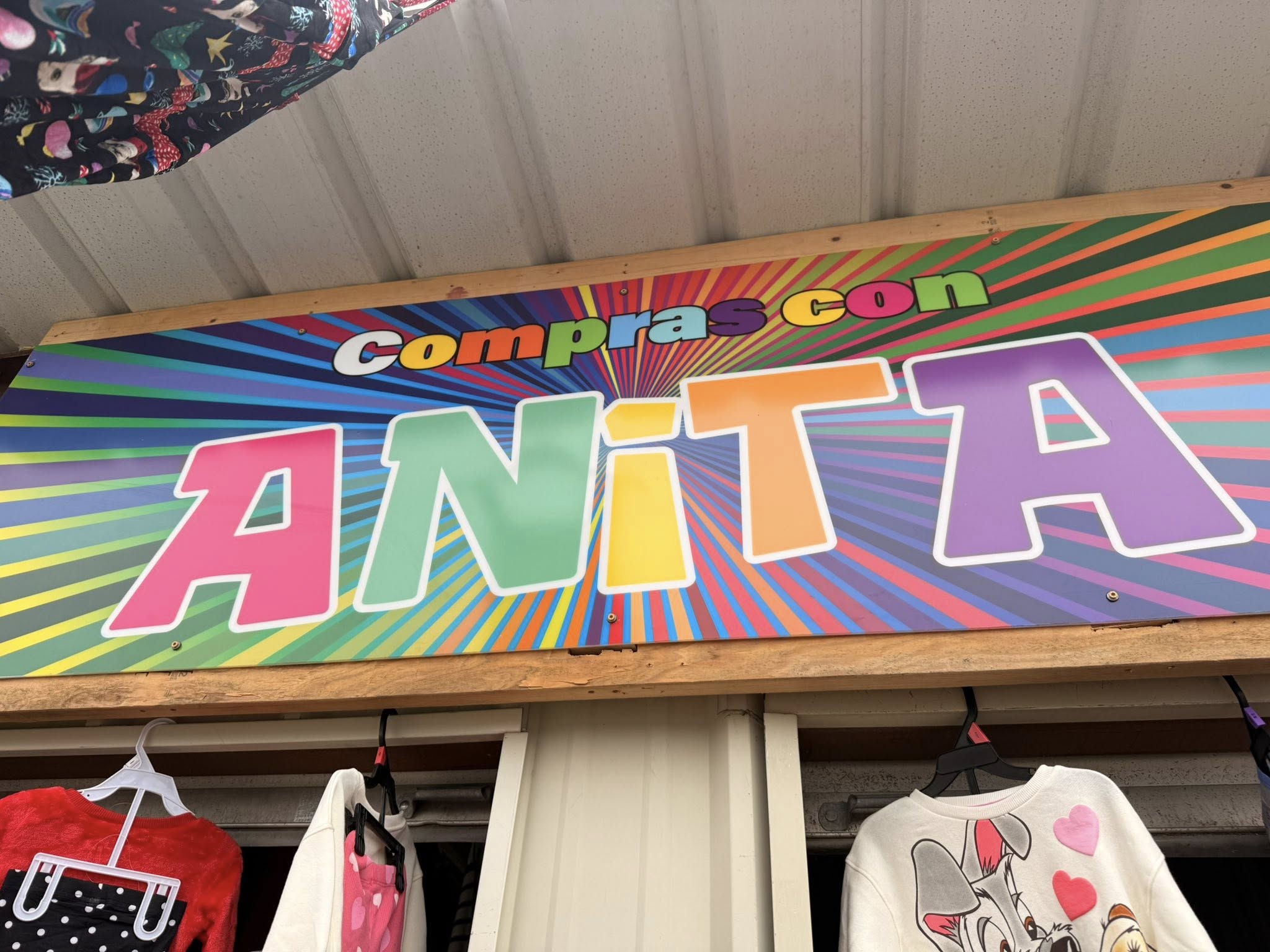 Compras Con Anita 3 Mañana los esperamos en La Gran Pulga de Hidalgo LOCAL 19 20 21 22