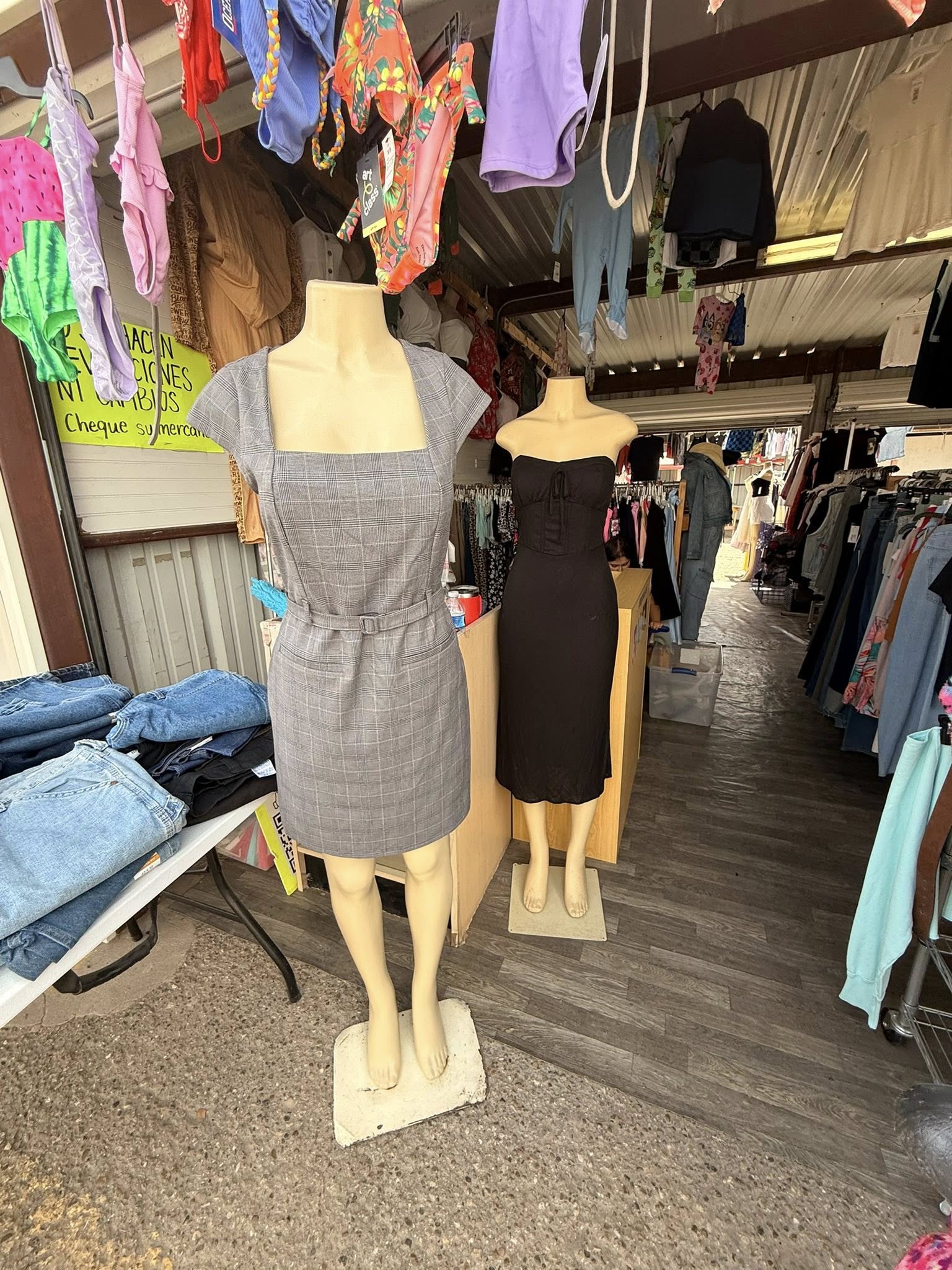 ¡SEMANA DE VACACIONES CON ESTILO! 

¡Ya llegó mercancía NUEVA de Target  y está...