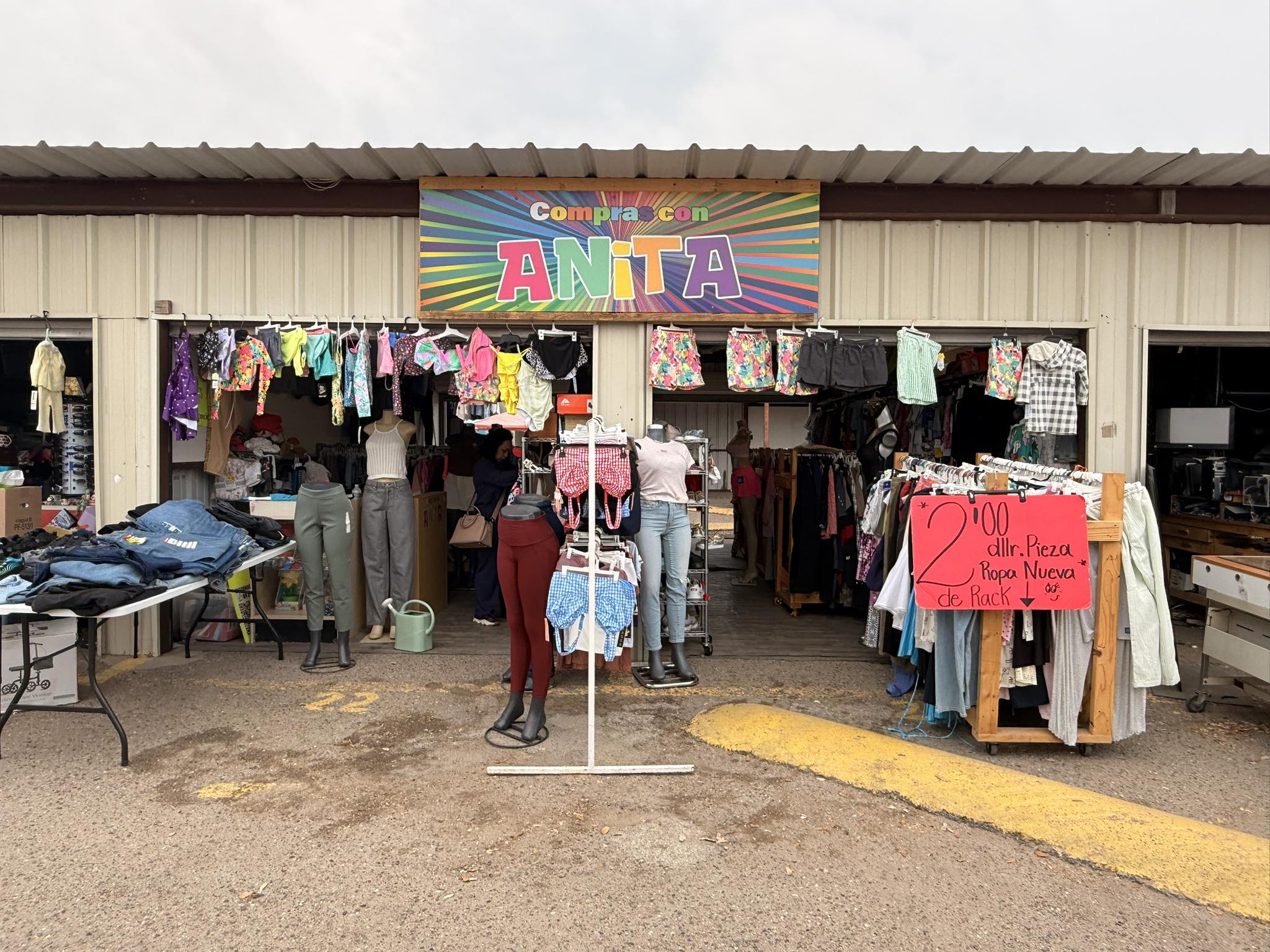 ¡Aquí estamos en la gran Pulga de Hidalgo!
Pásale a ver toda la ropa hermosa...