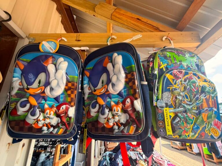 ¡Los esperamos en Compras con Anita!
¡Tenemos una gran selección de ropa par...