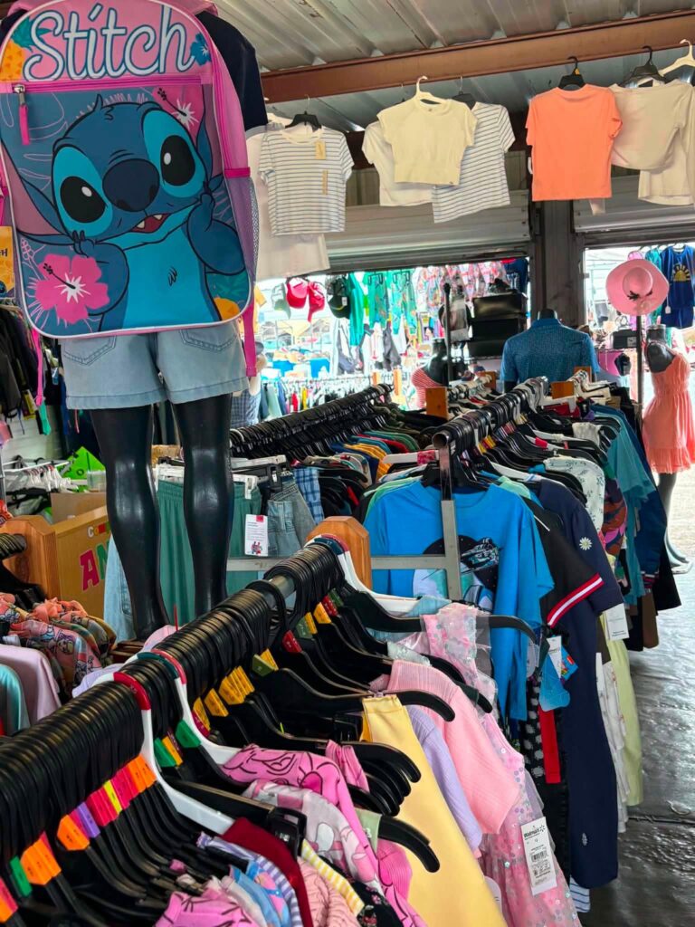 ¡Los esperamos mañana en Compras con Anita! 

 ¡Traigan a todos sus chiquilingu...