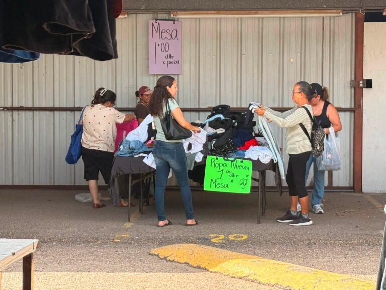 ¡MI PÉRDIDA, TU GANANCIA! 

 ¡Ropa NUEVA de Target con etiqueta a solo $1! 

 D...
