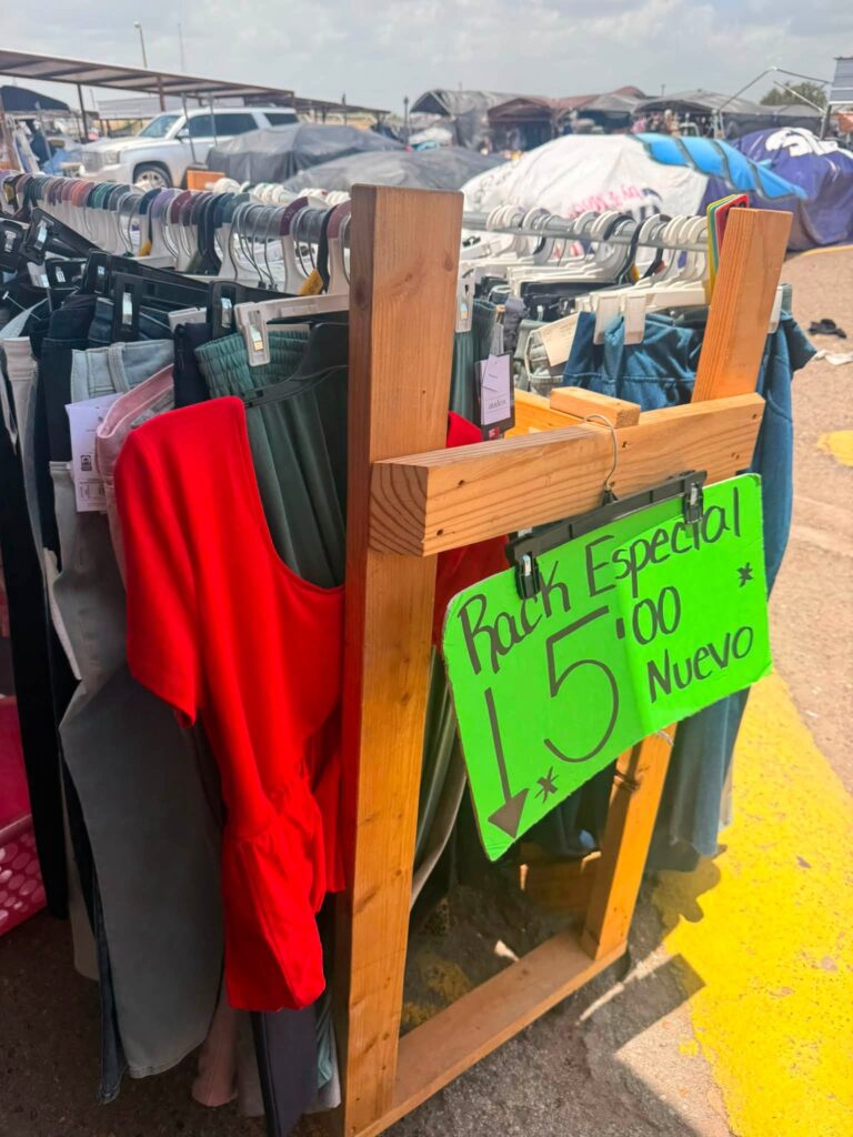 ¡ESPECIAL!
¡No te pierdas estas ofertas!
Pantalón regular ¡a solo $5!
Pan...